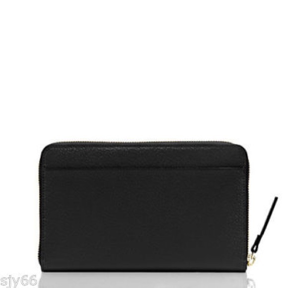 LAST ONE! Kate Spade Travel Wallet Holds 17 Cards! - Picture 3 of 4